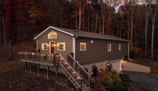 The Foxwood Cabin | Hot Tub, Screened Porch, Grill