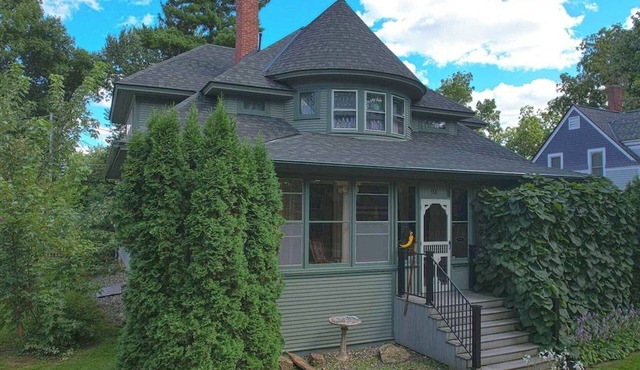 The Freeman House – Historic Retreat | River Falls