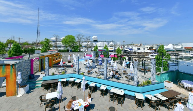 The Freeport Inn and Marina