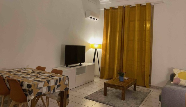 The French Coastal Retreat by J - Central, 5 Mins. to SEA, Tram/Train + AC+Wifi