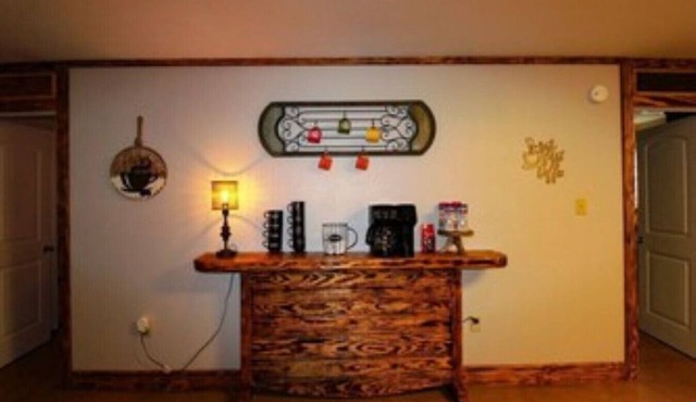 The Front Porch 2 BR 2Bath Sleeps 6 Toledo Bend Lake