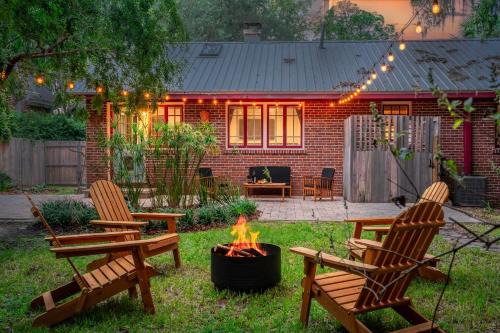 The Gallery at Duckpond - Backyard , Historic