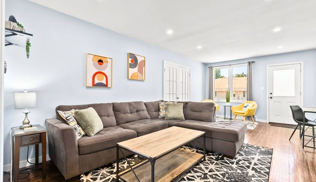 The Game Zone: Waterfront|Huge Game Room|King Beds