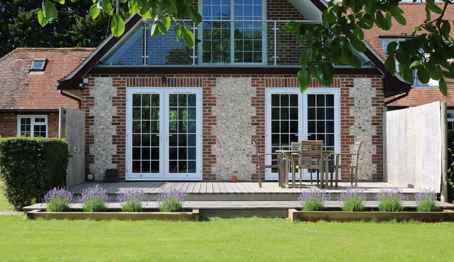 The Garden Room At Flintstone Cottages Near Chichester Goodwood Sleeps 2/4