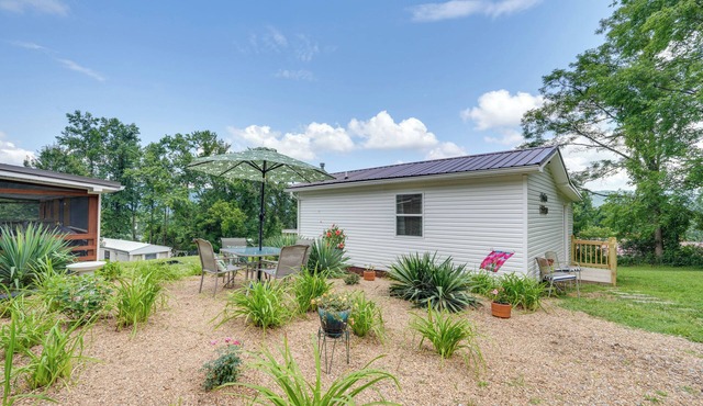 'The Garden Cottage' w/Yard & Views in Erwin!