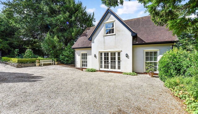 The Garden House - a contemporary house on the edge of Petworth, South Downs