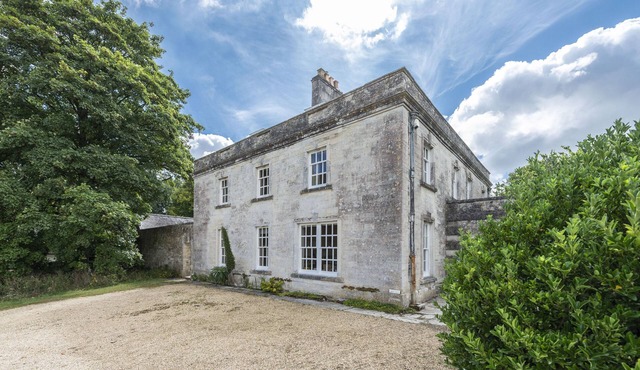 The Garden house with 4 double bedrooms and beautiful rural views