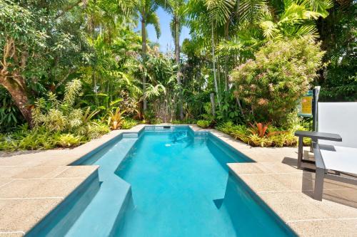 The Garden Nook Clifton Beach