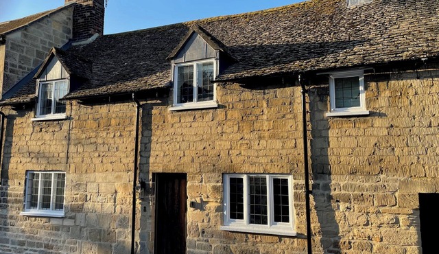 THE GARDEN RETREAT, character holiday cottage in Winchcombe