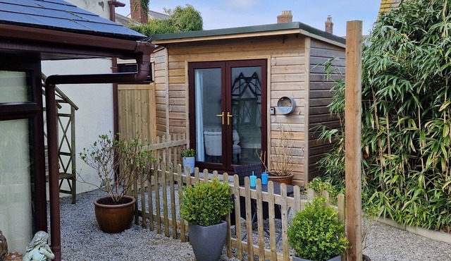 The Garden Room Chalet