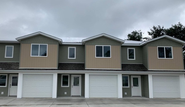 The Garden Townhouse; 3 BR, 1.5 bath, 1car garage.