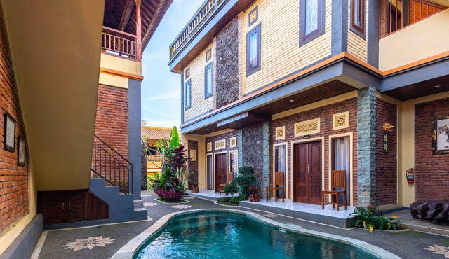 The Garuda Hotel & Restaurant