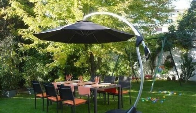 The gates of Strasbourg, in a flat green environment. 4 stars, 95m²