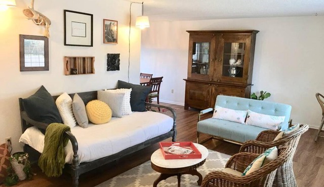 The Gathering House - Gorgeous Views & Trails -