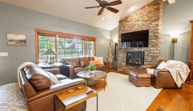 The Gathering Place | Hot Tub, Theater Room & More