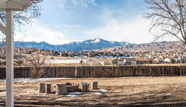 The Gathering House- Amazing Rocky Mt. Views & Trails! Garden of the gods- USAFA