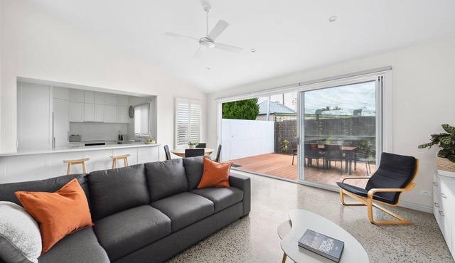 The Geelong West Gem