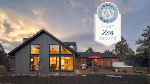 The Gem Estate by AvantStay Modern Farmhouse w Lavender Fields Hot Tub