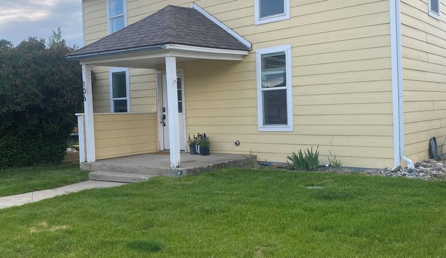 The Gemmell House 1800s in downtown Sheridan, Montana!