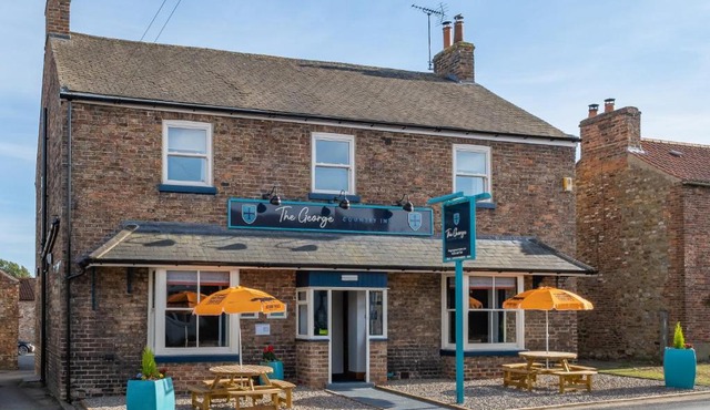 The George Country Inn, Wath