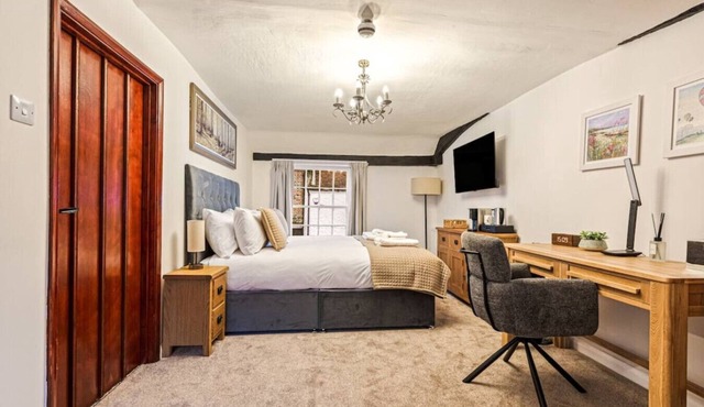 The George Inn Rooms - Room 1