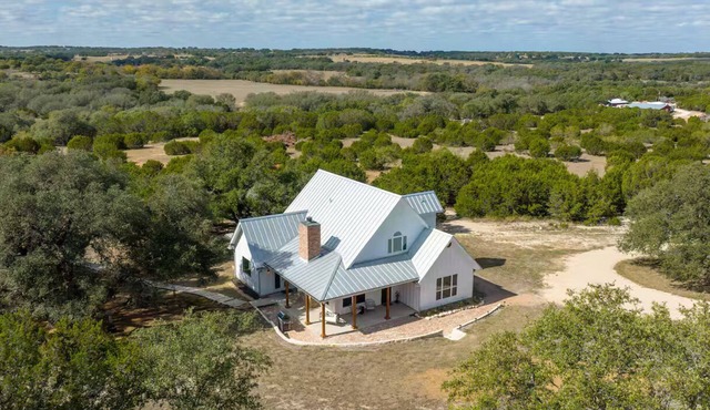 The Get Away - Relaxing 12 Acres