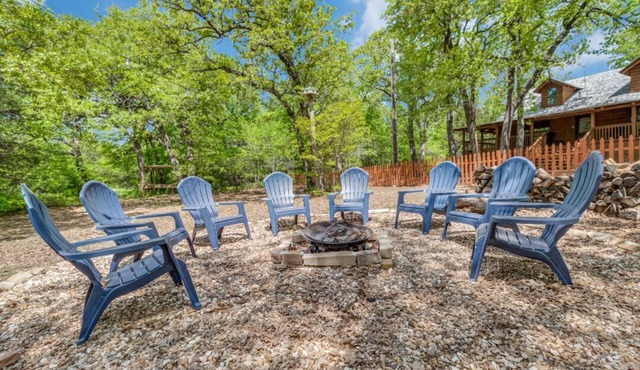The Getaway Cabin, near Lake Texoma