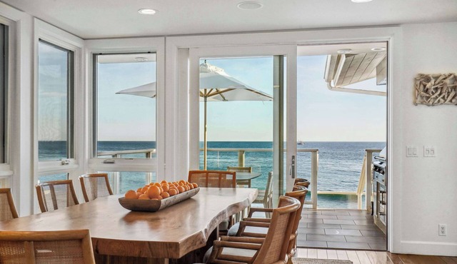 The Getaway Oceanfront Villa in Malibu by Stay Awhile Villas