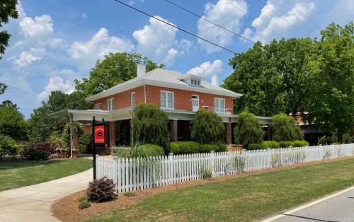 The Gillen House Bed and Breakfast
