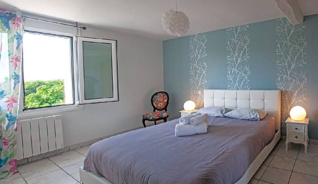 THE GITE "MIMOSA" - 4 BEDROOMS, UP TO 8 PEOPLE (134M²)