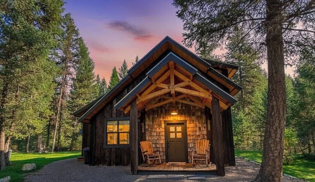 The Glacier by Bison Ridge Retreat