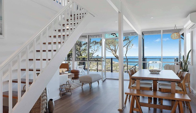 The Glass House by Coast Hosting