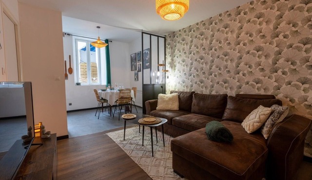 The Globetrotter ~ City Centre ~ Terrace