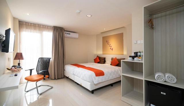 The Gloria Suites Grogol