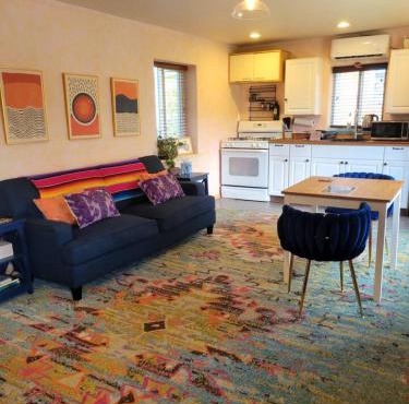 The Gold heart of Grass Valley w outdoor bathtub