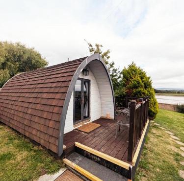 The Golden Ball Hotel Pods