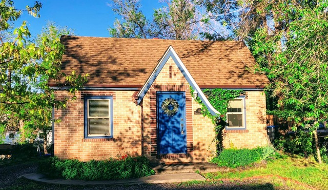 The Golden Bungalow-2 Bedroom