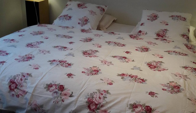 THE GOLF CHALET with a view of the fields