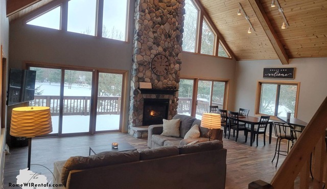 ❤️The Golf Manor, located on the 3rd hole of The Pines. Minutes from Sand Valley