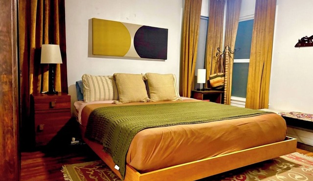 The Gonzales . Coziest, Homiest Stay in Austin