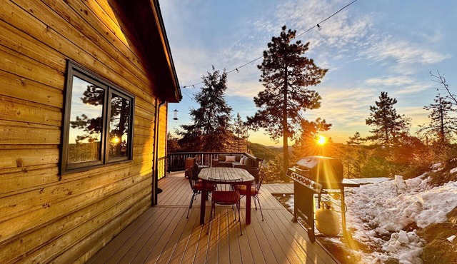 The Good Life Mountain Home - Red Rocks w/spa