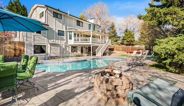 The Good Times Pool House