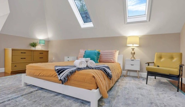 The Goodale Overlook - 2 Bed 3 Bath