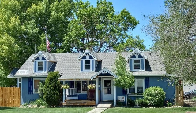 The Goulding Cottage and farm - 4 beds, 3 baths