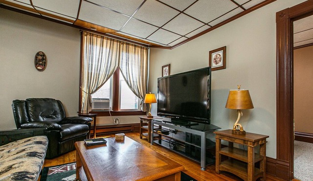 The Governor's Suite