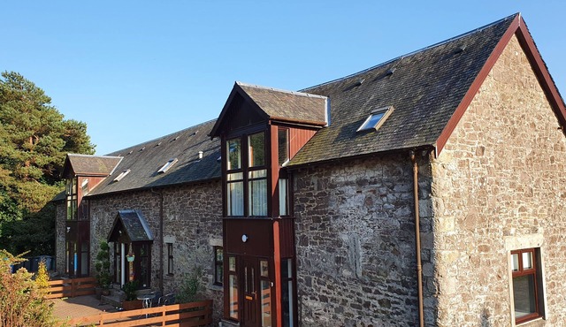 The Granary a gorgeous 3 bedroom cottage, situated at the foot of the Tinto Hill