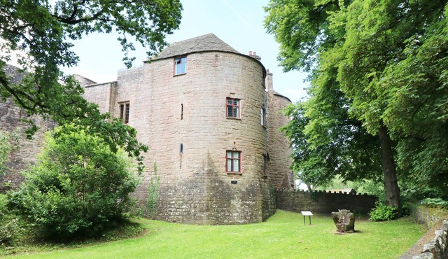 THE GRANARY, family friendly, with a garden in St Briavels
