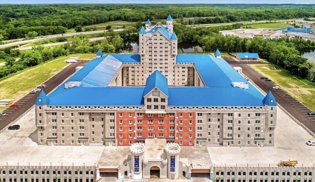 The Grand Castle Apartments