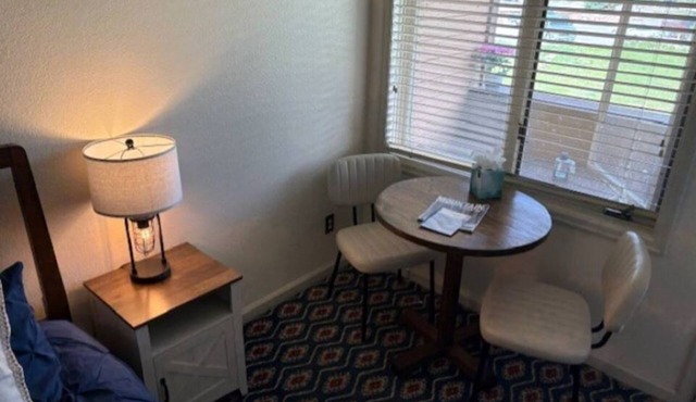 The Grand Duplex of Silvercreek Inn. Combination of two lock off units.