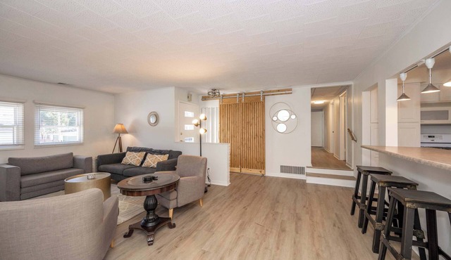 The Grand Elm Suite 2 Sleeps 6